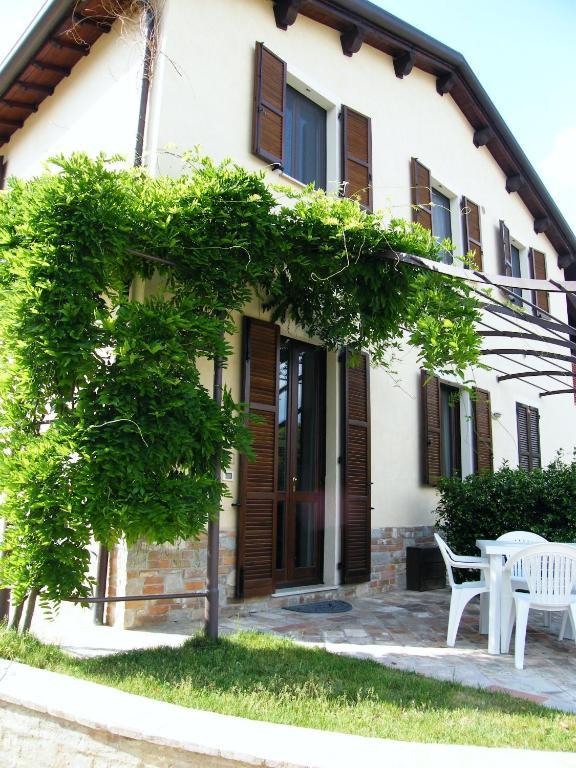 Agriturismo Il Vecchio Mandorlo Villa Perugia Habitación foto